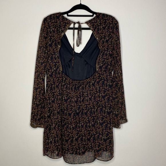 Floral dress - Picture 2 of 3